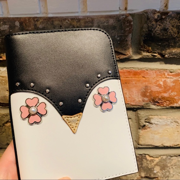 FIRM PRICE Kate spade penguin passport HOLDER - Picture 7 of 7